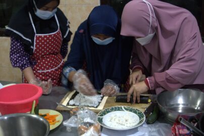 Practice of Cooking Japanese Cuisine