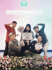 Rachmad dan Putri beserta Tim SPRD Production