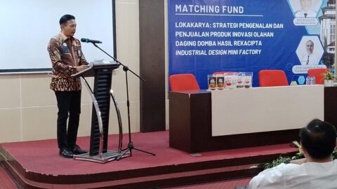 Dr. Ir. Wahyu Hidayat, MM.(Sekretaris Daerah Kab. Malang) saat memberikan sambutan dalam acara Matching Fund
