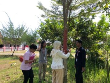 MMD Kelompok 464 UB, melaksanakan kegiatan registrasi pohon di Desa Bringinan